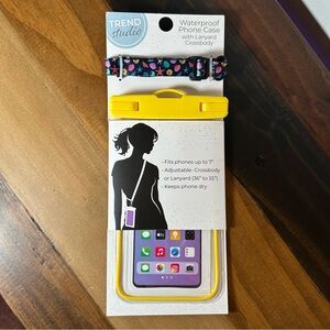 Trend Studio Waterproof Phone Case Crossbody Lanyard Fits Phones Up To 7 Inches